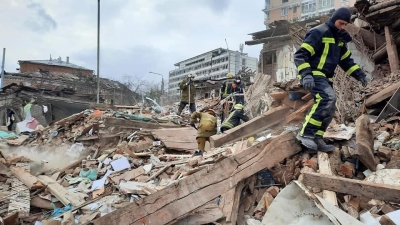  7 People Dead, 34 Injured In Kharkiv Shelling-TeluguStop.com