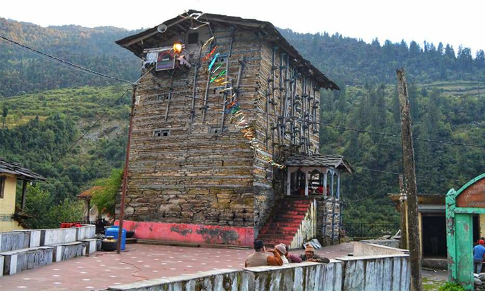  A Temple Of Shani Dev And Yamuna At An Altitude Of 7 Thousand Feet Details, Shan-TeluguStop.com