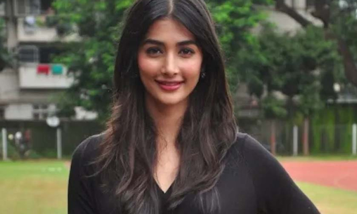 Telugu Acharya, Beast, Hat Trick Flops, Pooja Hegde, Poojahegde, Radhe Shyam-Mov