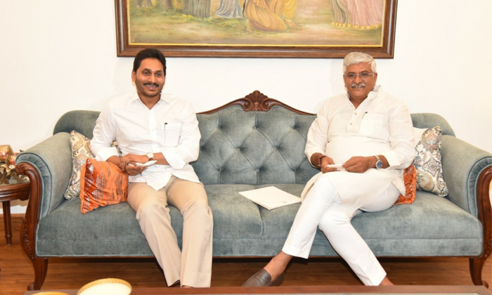 Telugu Amith Sha, Cm Jagan, Gajendrasingh, Jagan Delhi, Ministers-Political