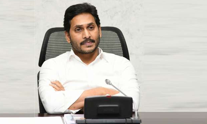  Cm Jagan Is Implementing Welfare Without Seeing Caste Religions , Cm Jagan, Ktr-TeluguStop.com