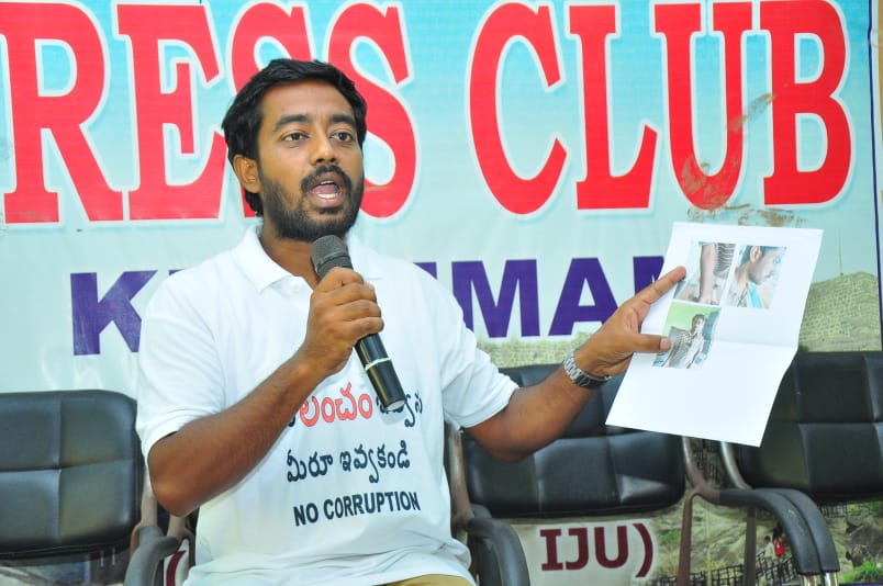  Police Threats Against Illegal Rations In Garloddu: - The Victim Is Not Abhilash-TeluguStop.com
