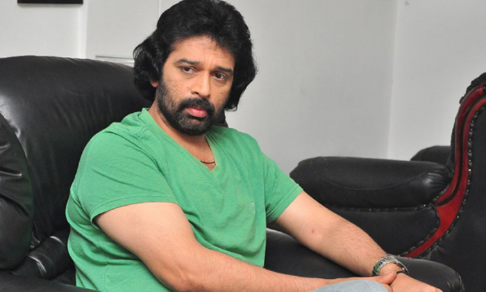  Jd Chakravarthy Birthday Special: The Versatile Actor Busy With Multiple Project-TeluguStop.com