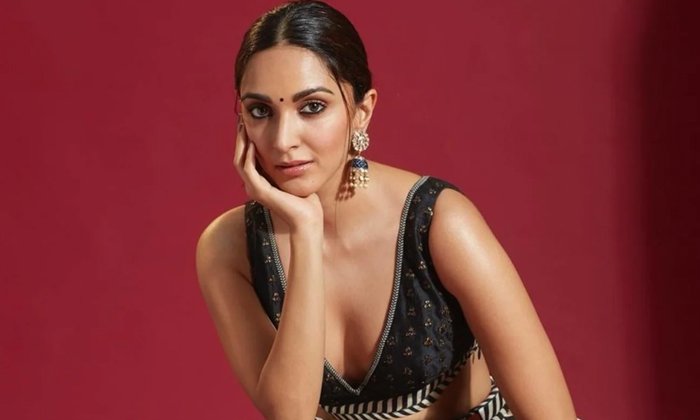 Telugu Krithi Shetty, Pooja Hegde, Sreeleela-Movie Telugu Krithi Shetty, Pooja Hegde, Sreeleela-Movie