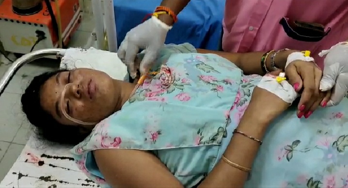  Young Woman Engaged To Bjp Activist Saiganesh Commits Suicide!-TeluguStop.com