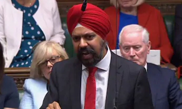  Uk Mp Tanmanjeet Singh Dhesi Honoured For Raising Farmers' Issue In British Parl-TeluguStop.com