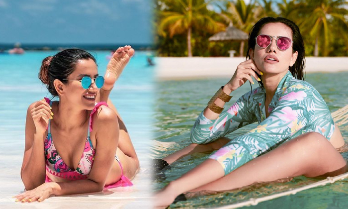 These Stunning Pics Of Actress Sonnalli Seygall Turn On The Internet-telugu Actress Photos These Stunning Pics Of Actres High Resolution Photo