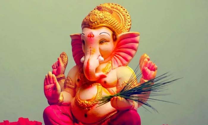 Spiritual Significance Of Lord Ganesha , Ganesha , Vigneshwar , Ekadanthu , Gana-TeluguStop.com