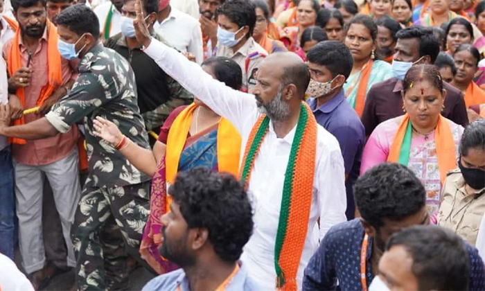 Telugu Bandi Sanjay, Bjp Mahadharna, Chandrababu, Cmjagan, Cm Kcr, Corona, Kisha