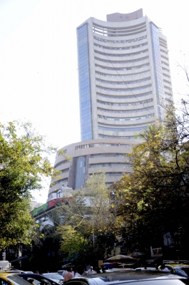  Equity Indices Settle High For Second Straight Day-TeluguStop.com