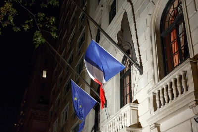  France To Expel Russian Diplomats-TeluguStop.com