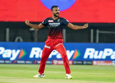  From Being A Nets Bowler To Making An Impact For Rcb, Akash Deep's Journey Into-TeluguStop.com