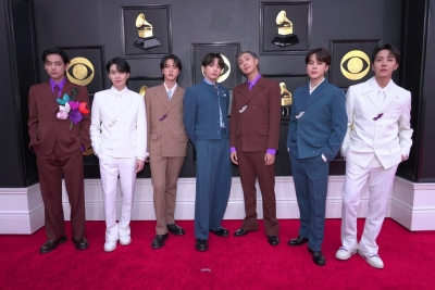  Grammys 2022: Doja Cat, Bts, Olivia Rodrigo Add Glamour To Red Carpet-TeluguStop.com