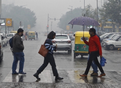  Gusty Winds, Light Rainfall Provide Relief To Scorched Delhi Ncr-TeluguStop.com