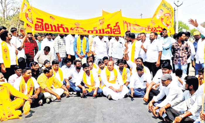  Tdp Protest Against Electricity Charges Hike, Tdp , Electricity Charges,ys Jagan-TeluguStop.com