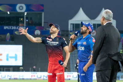  Ipl 2022: Royal Challengers Bangalore Win Toss, Elect To Bowl First Against Mumb-TeluguStop.com