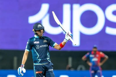  Ipl 2022: Shubman Gill's 84 Propels Gujarat Titans To 171-6 Against Delhi Capita-TeluguStop.com