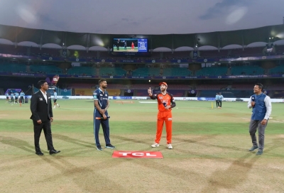  Ipl 2022: Sunrisers Hyderabad Win Toss, Elect To Bowl First Against Gujarat Tita-TeluguStop.com