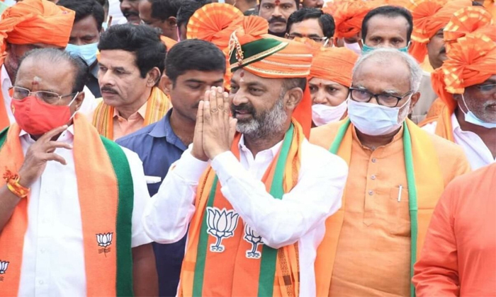  Is Innovation In The Bjp The Real Reason, Bjp Party, Kcr, Bandi Sanjay-TeluguStop.com