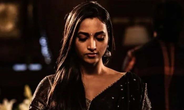  Kgf 2 Movie Heroine Sreenidhi Shetty News , Kgf 2 , Sreenidhi Shetty , Yash H-TeluguStop.com