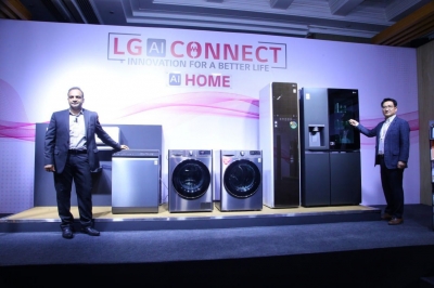  Lg Unveils New Range Of Acs, Wearable Purifier In India-TeluguStop.com