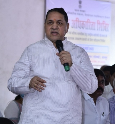  Maha Minister Says No Chance Of Communal Riots Post-ramzan-TeluguStop.com