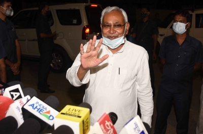  Nitish Kumar A Clever Person Who Always Plays Tricky Politics: Rjd-TeluguStop.com
