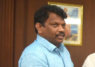  No Religious Conversion In Goa, Cm's Comment To Please His Bosses: Cong-TeluguStop.com