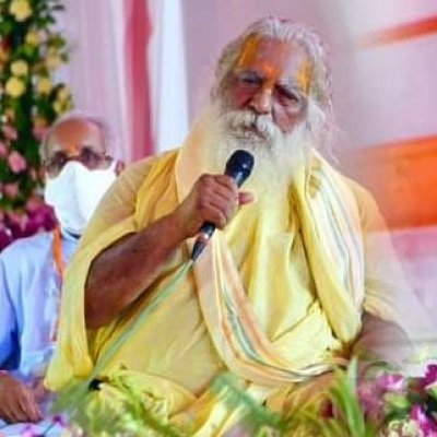 Nritya Gopal Das Shows Improvement In Health Nritya Gopal Das Shows Improvement In Health-TeluguStop.com