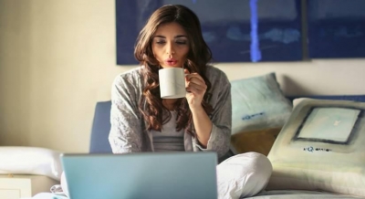  Pandemic Wfh: 75% Mumbaikars Agonised By Bone & Joints Problems-TeluguStop.com