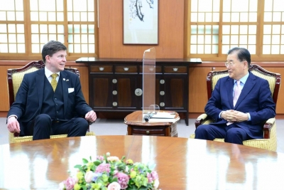  S. Korean Fm Meets Swedish Parliamentary Speaker-TeluguStop.com