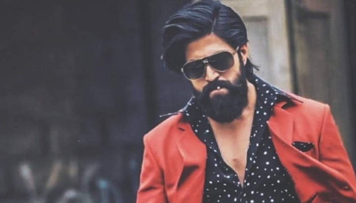  Kgf Hero Yash Childhood Photo Goes Viral In Social Media Details Here , Kgf 2, Y-TeluguStop.com