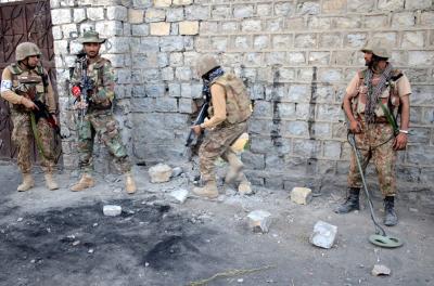  3 Pak Soldiers, 3 Kids Killed In North Wazirstan Suicide Attack-TeluguStop.com