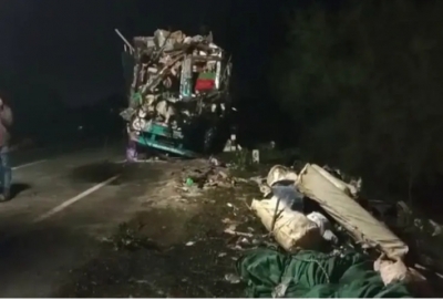  8 Killed In Road Accident In K'taka-TeluguStop.com