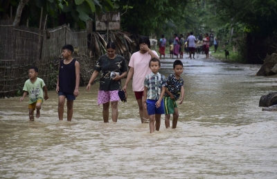  8 Killed, Over 4l Hit By Pre-monsoon Floods In Assam (ld)-TeluguStop.com