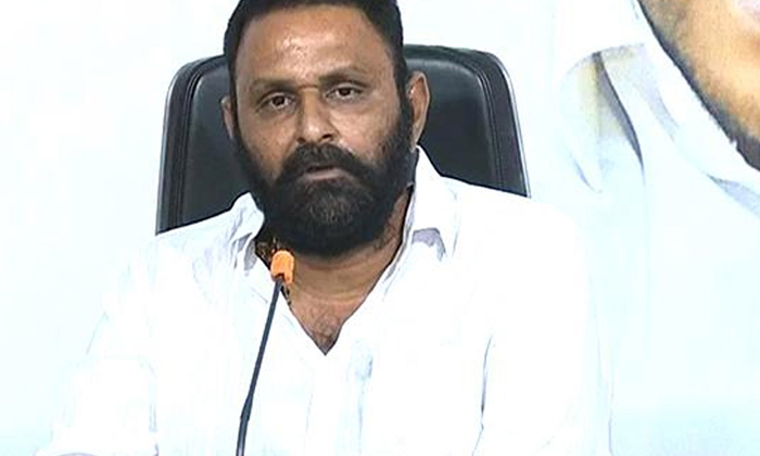 Chandrababu's Former Minister Kodali Nani Is Showing Goatish Elegance In Mahanad-TeluguStop.com