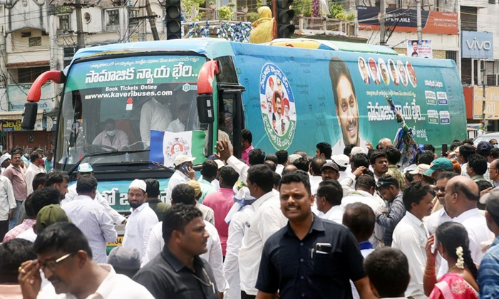  Dissent Leaders In Ycp They Are Drowning The Party Details, Andhra Pradesh, Ysr-TeluguStop.com