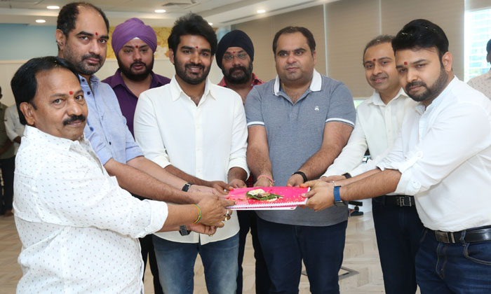  Actor Kiran Abbavaram’s Next Film Goes On Floors In Hyderabad-TeluguStop.com