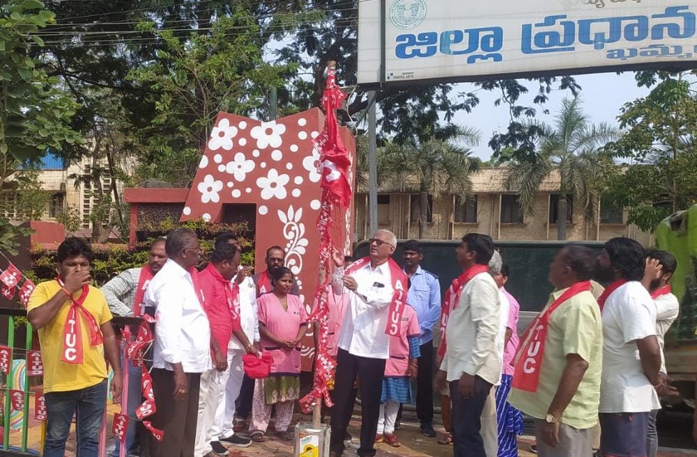  May Emerges Against Labor Exploitation: Cpi Leader Potu Prasad-TeluguStop.com