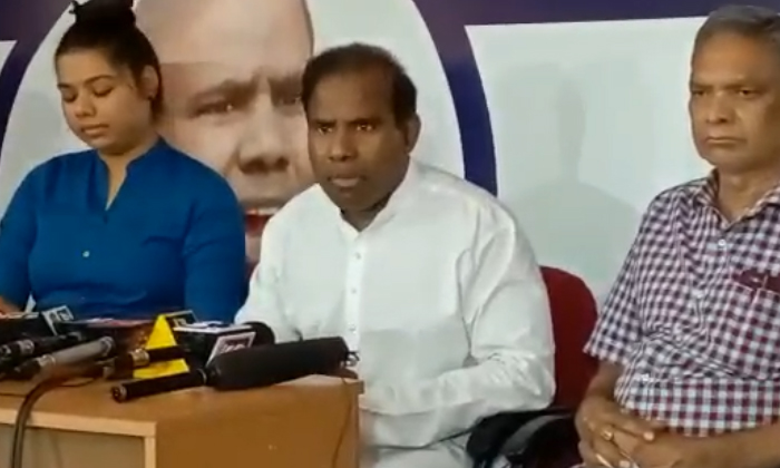 Ka Paul Holding A Press Conference At His Home In Ameerpet , Ka Paul, Ameerpet, Ka Paul Holding A Press Conference At His Home In Ameerpet , Ka Paul, Ameerpet,-TeluguStop.com