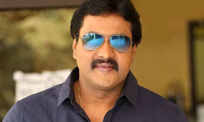  Sunil Back To Form Bollywood Offers Sunil , Bollywood Offers, Tollywood,  F3 Mov-TeluguStop.com