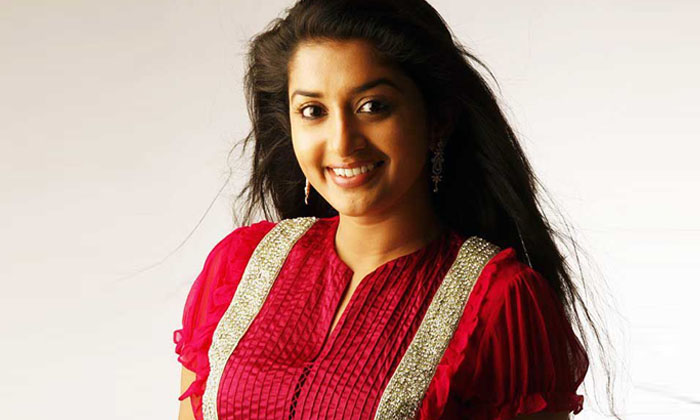  Tollywood Heroines And Their Second Innings Tollywood, Amala, Genelia Dsouz-TeluguStop.com