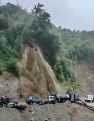  Arunachal Landslides Toll Rises To 8-TeluguStop.com