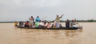  Assam Floods: 14 People Dead, Over 8 Lakh Affected-TeluguStop.com