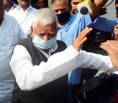  Bihar Political Activity Set To Increase As Lalu Arrives In Patna-TeluguStop.com