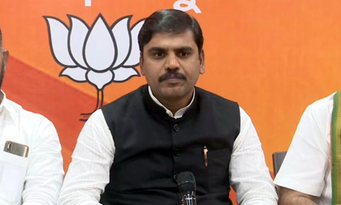  Bjp State Secretary Vishnu Vardhan Reddy Fires On Ap Government Details, Bjp Sta-TeluguStop.com