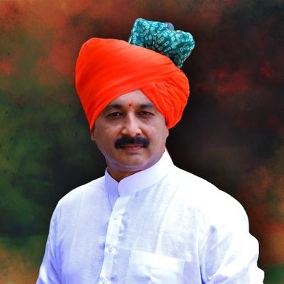  Chhatrapati Scion Withdraws From Rs Race-TeluguStop.com