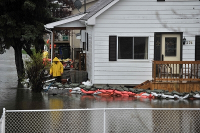  Death Toll From Canada's Storm Hits 10-TeluguStop.com