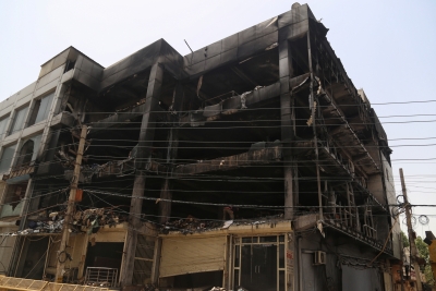  Delhi Fire Tragedy: Building Owner, 2 Others Arrested (ld)-TeluguStop.com
