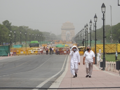  Delhi-ncr Still Hot But Bearable On Tuesday-TeluguStop.com